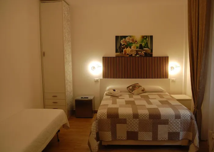 Orchidea Stazione בית הארחה 3*