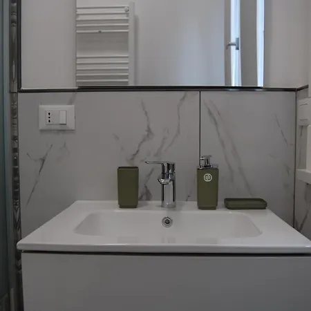 Orchidea Stazione ボローニャ